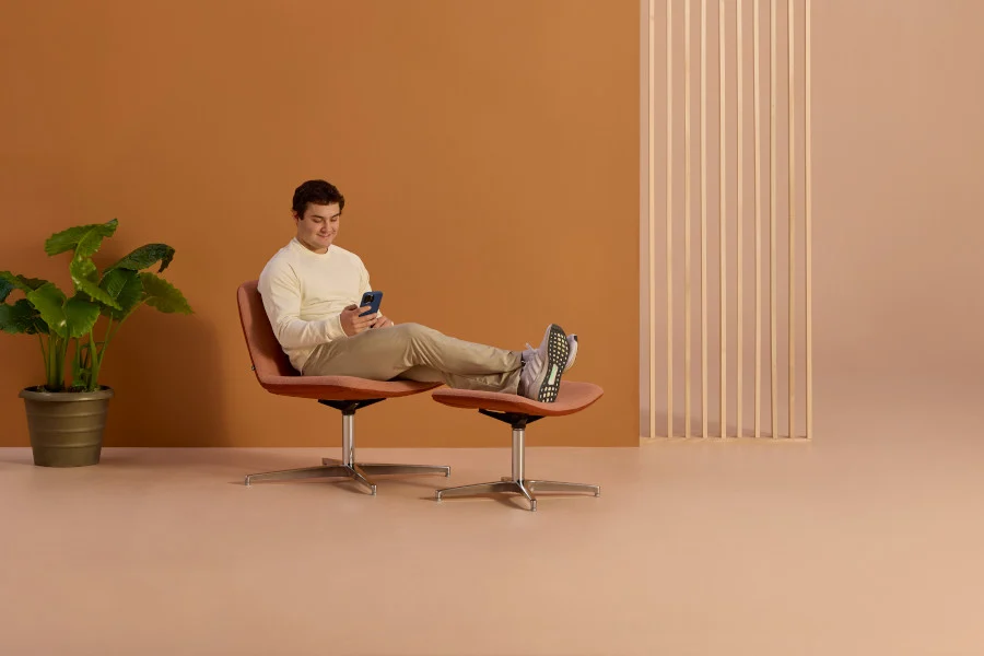 cascha_lounge_swivel_ottoman_third_model